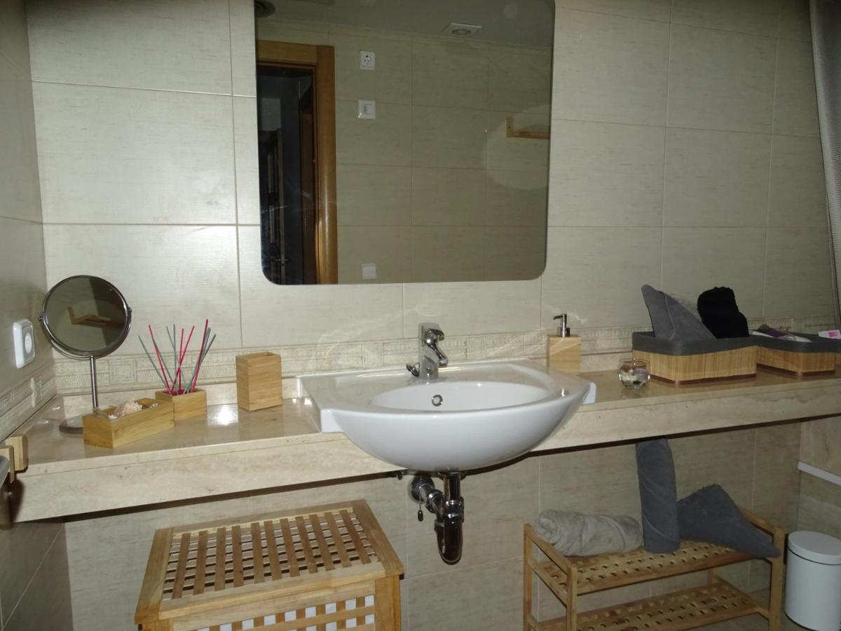 Apartamento Piscina Viena Roses Eksteriør billede